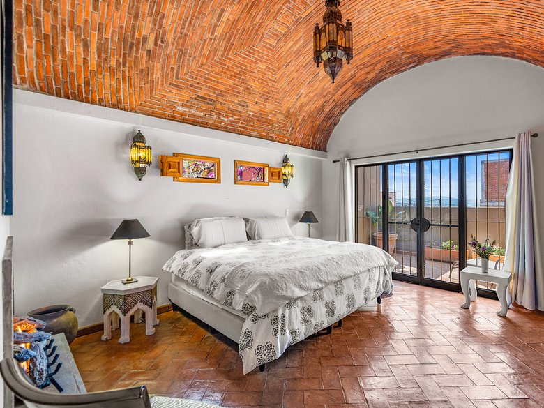 Casa Cuauhtemoc Available: March 1st to November, 2027 — 15 photos