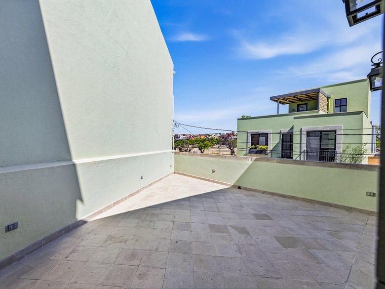 Casa Pial — 24 photos