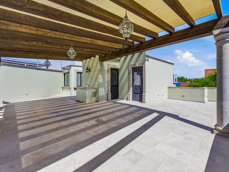 Casa Pial — 33 photos