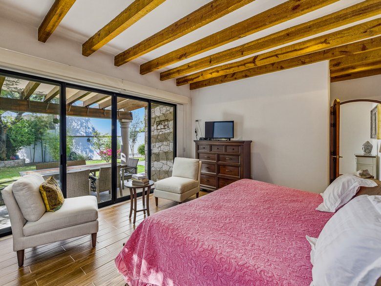 Casa Pial — 15 photos