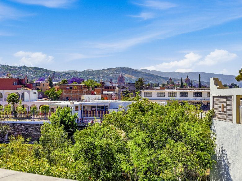 Casa Pial — 34 photos