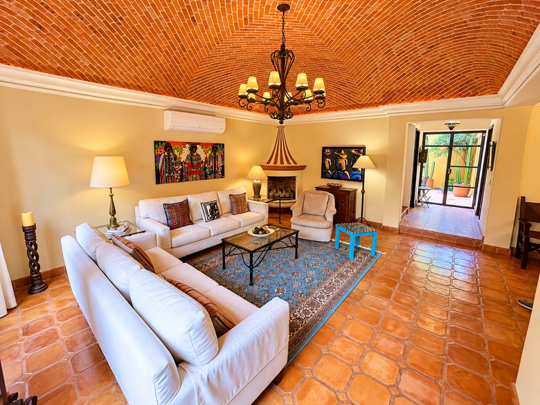 Casa Leones - Casa de Lujo — 2 fotos
