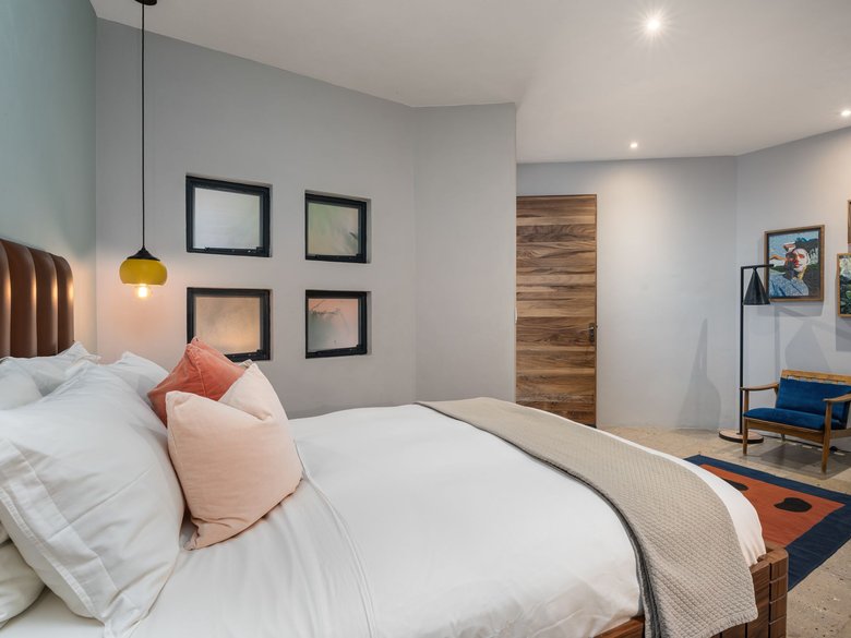 The Brooklane — 26 photos
