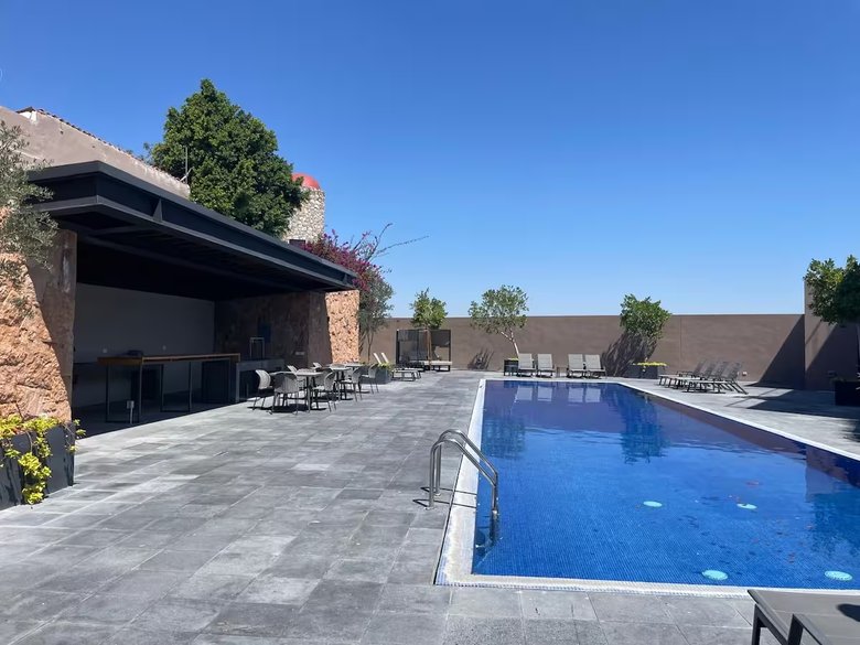 Casa Nixon — 6 photos