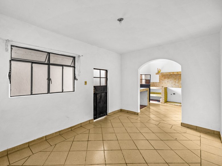 Casa Arias — 2 photos