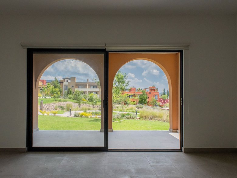 La Serena Single-Level Living — 5 photos