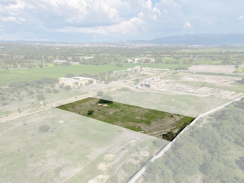 Laja Country Lot 5 — 17 photos