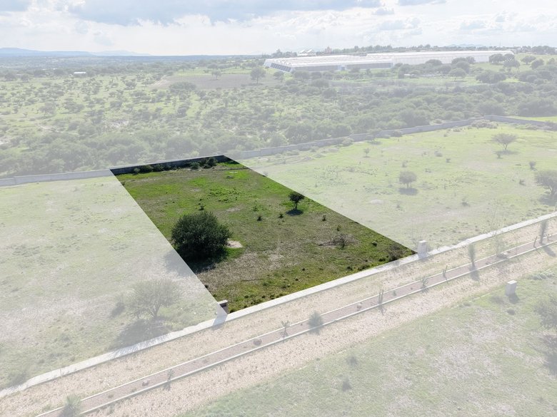 Laja Country Lot 5 — 7 photos