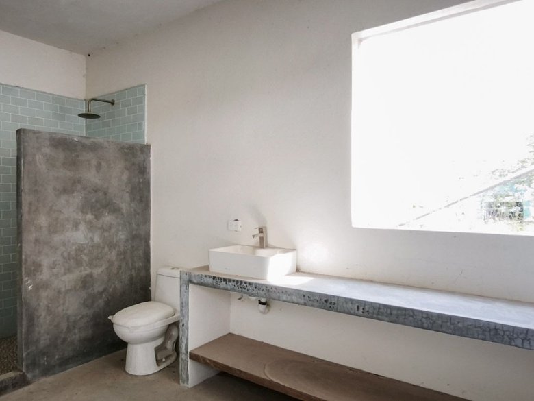 La Vivienda lot — 17 photos