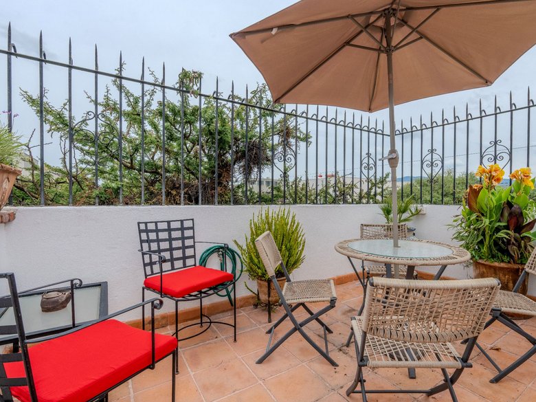 Casa De Las Máscaras — 28 photos