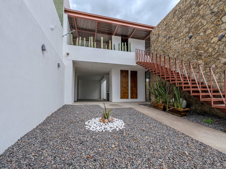 Rinconada del Pedregal / Modelo B — 7 photos