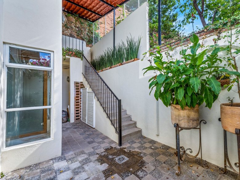 Casa Nuñez — 17 photos