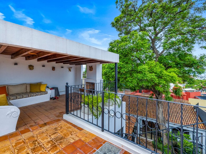 Casa Barranca — 17 photos