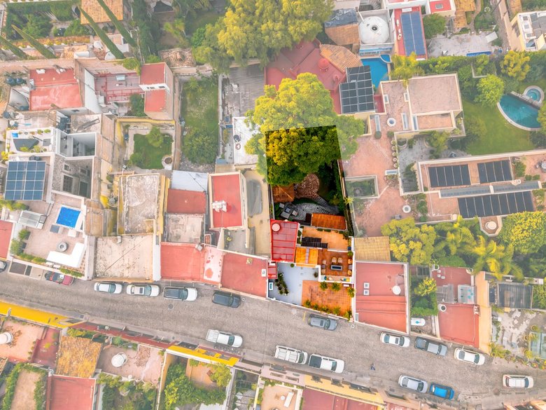 Casa Barranca — 20 photos