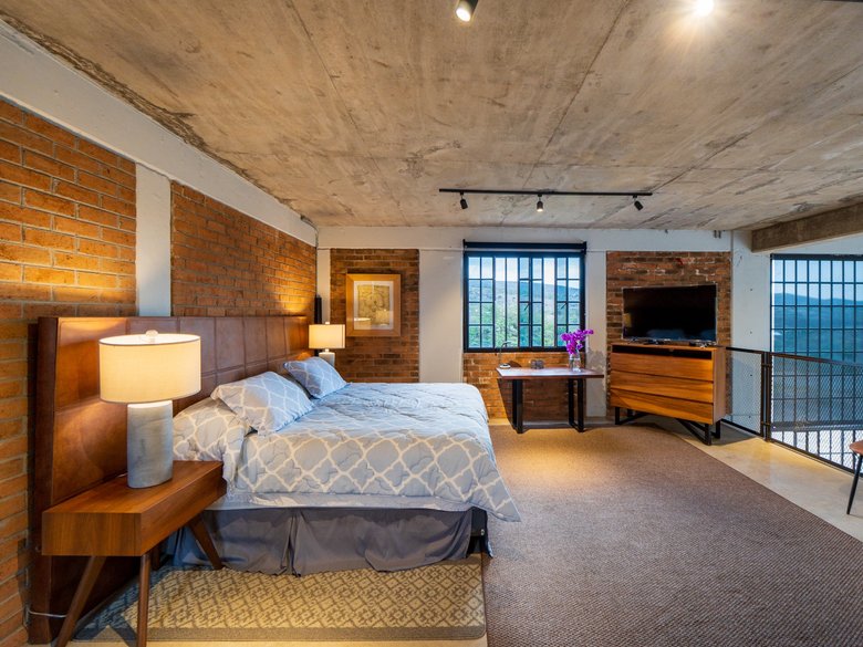 LOFTS DE LOS ARTISTAS — 23 photos