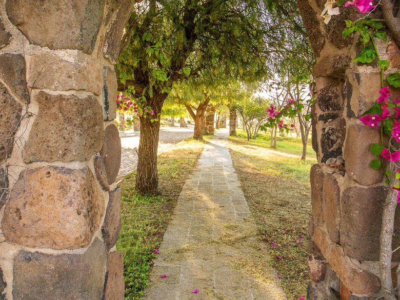 AltaVista Lot 18 – 1,027 m² | Exclusive Luxury Homesite in San Miguel de Allende — 10 photos