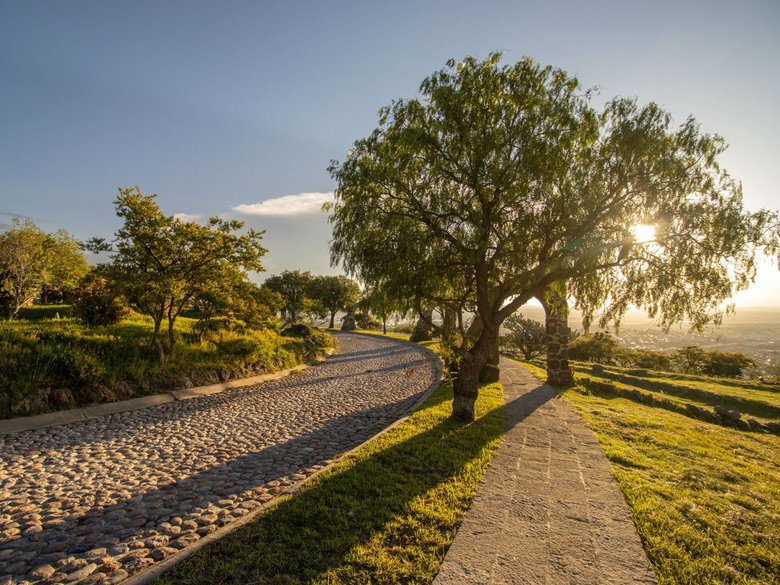 AltaVista Lot 14 – 1,511 m² | Large Luxury Homesite Near Centro — 5 photos