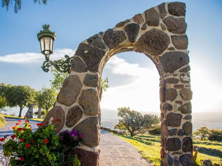 AltaVista Lot 2 – 1,025 m² | Large Homesite in Exclusive Gated Community — 1 photos