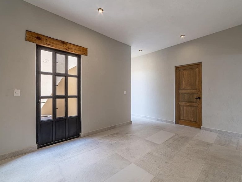 CASA EL CAPRICHO | AVAILABLE  — 20 photos