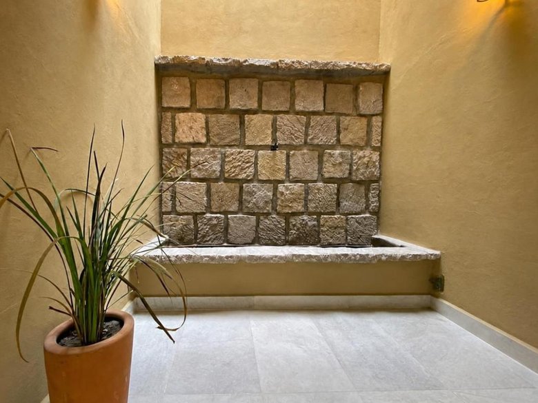 CASA EL CAPRICHO | AVAILABLE  — 11 photos