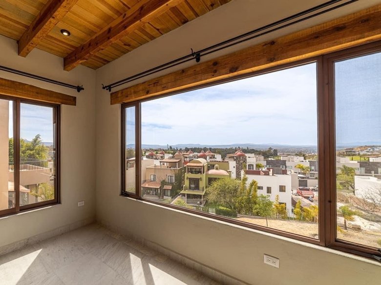 CASA EL CAPRICHO | AVAILABLE  — 16 photos