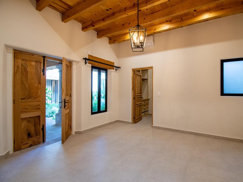 Casa Alicante — 17 photos