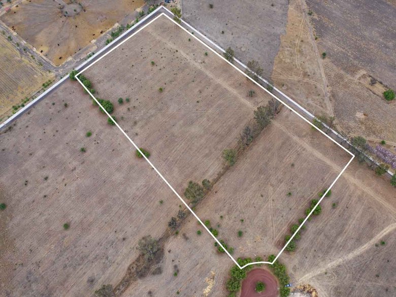 La Finca Lot 14 — 2 photos