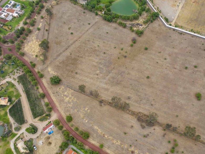 La Finca Lot 14 — 11 photos