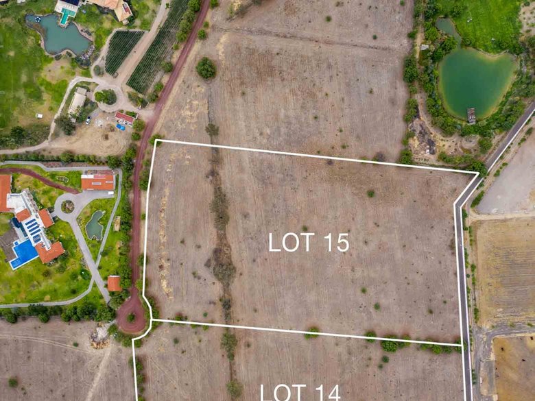 La Finca Lot 14 — 8 photos