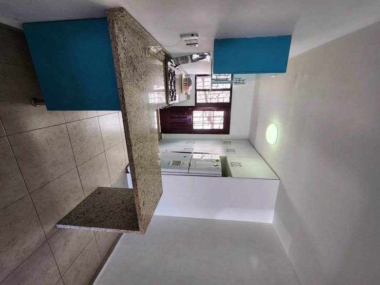 Depa Zirandaro Antigua — 4 photos