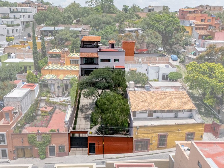CASA MEZQUITE, SALIDA REAL A QUERÉTARO — 18 photos