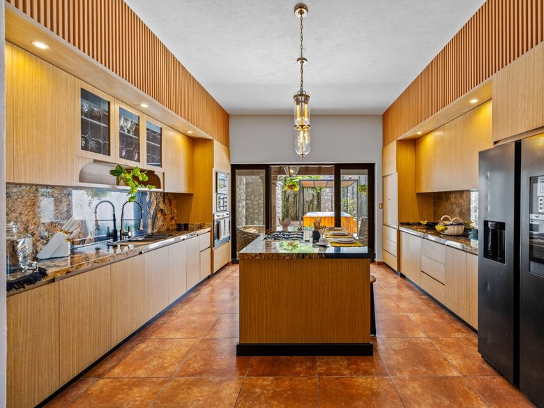 CASA MEZQUITE, SALIDA REAL A QUERÉTARO — 9 photos