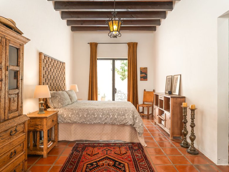 Casa Sobremesa — 18 photos