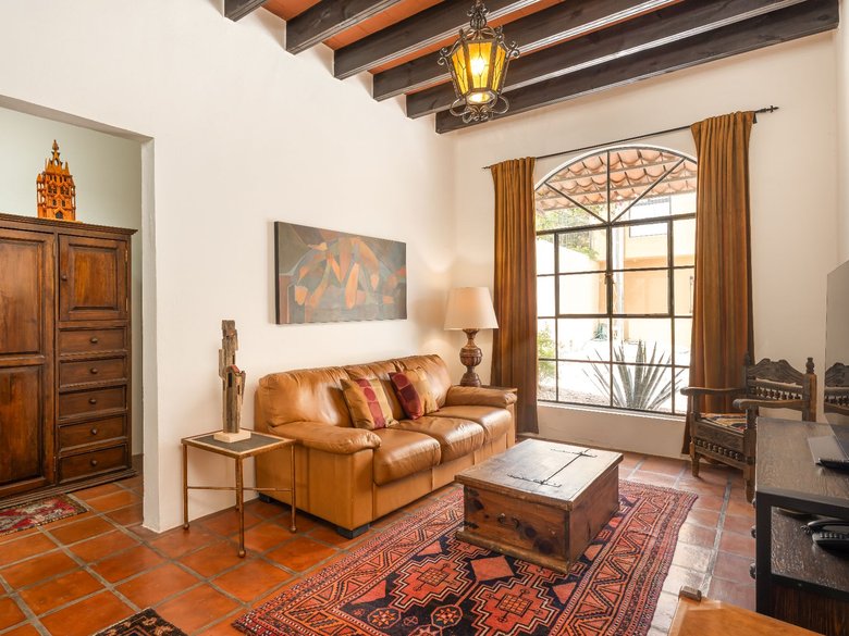 Casa Sobremesa — 9 photos