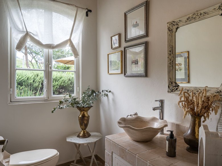 Villa Antonia — 18 photos