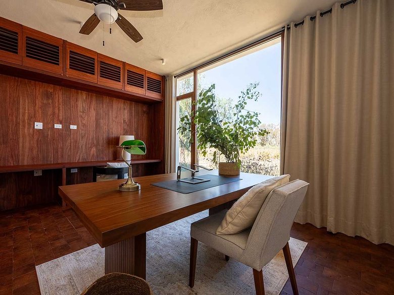 CASA REFUGIO — 17 photos