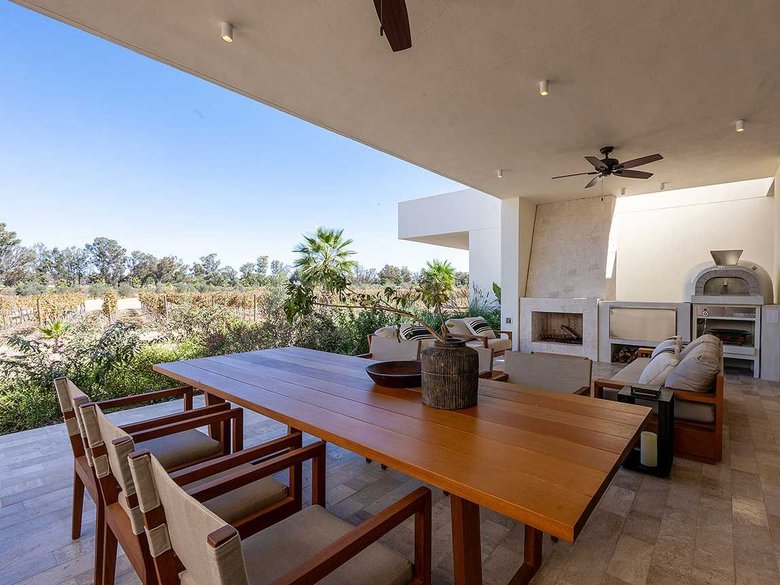 CASA REFUGIO — 11 photos