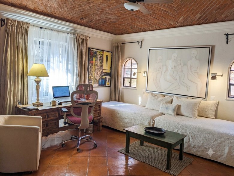 Condo Sto. Domingo — 29 photos
