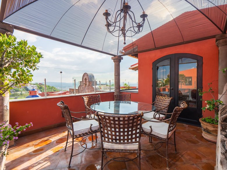 Casa Paraiso — 22 photos