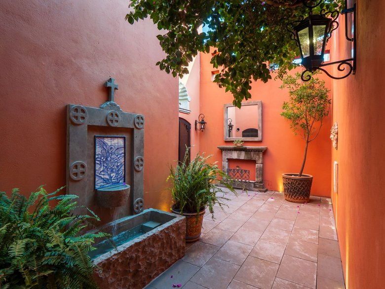 Casa Paraiso — 13 photos