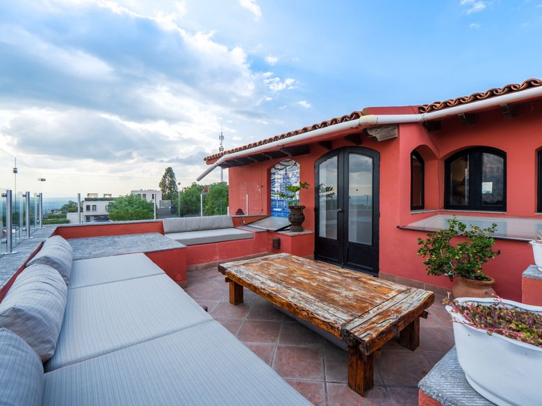 Casa Paraiso — 25 photos