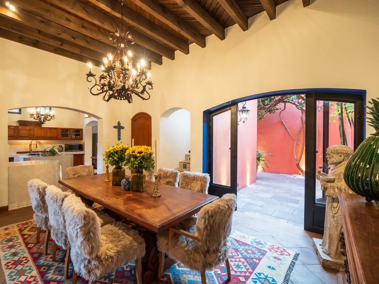 Casa Paraiso — 11 photos