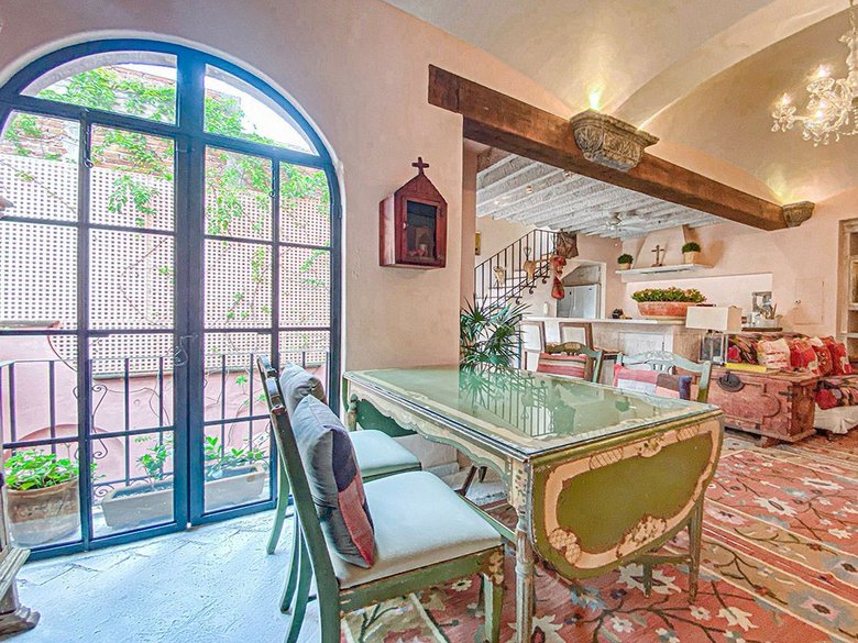 Casa Mariposa — 7 photos