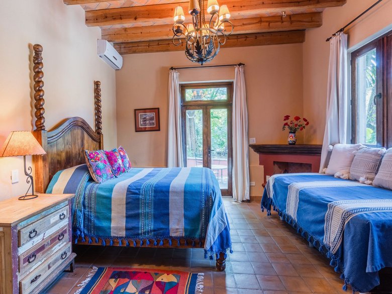 Casa de los Limones — 9 photos