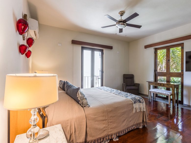 Casa de los Limones — 20 photos