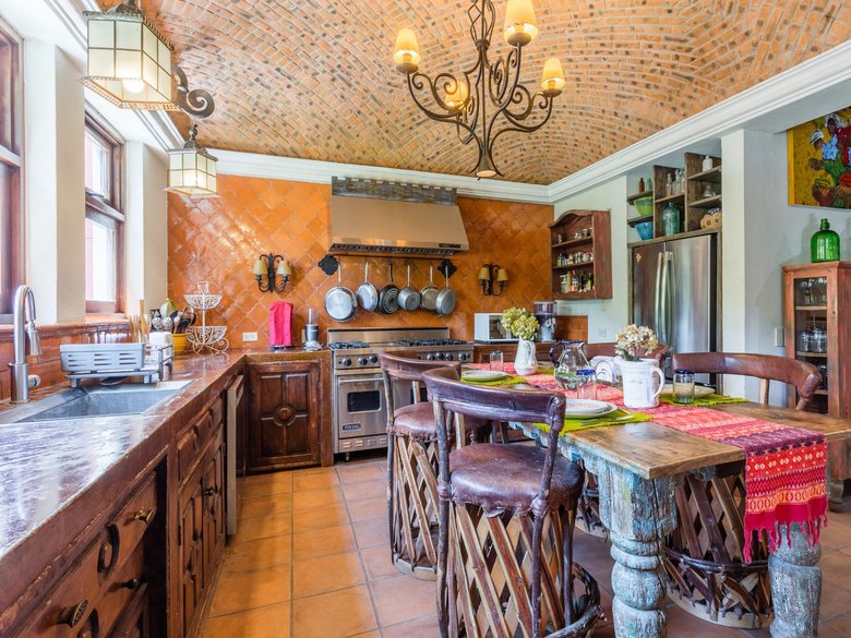 Casa de los Limones — 8 photos