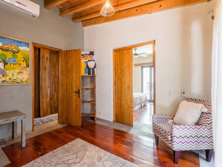 Casa de los Limones — 15 photos