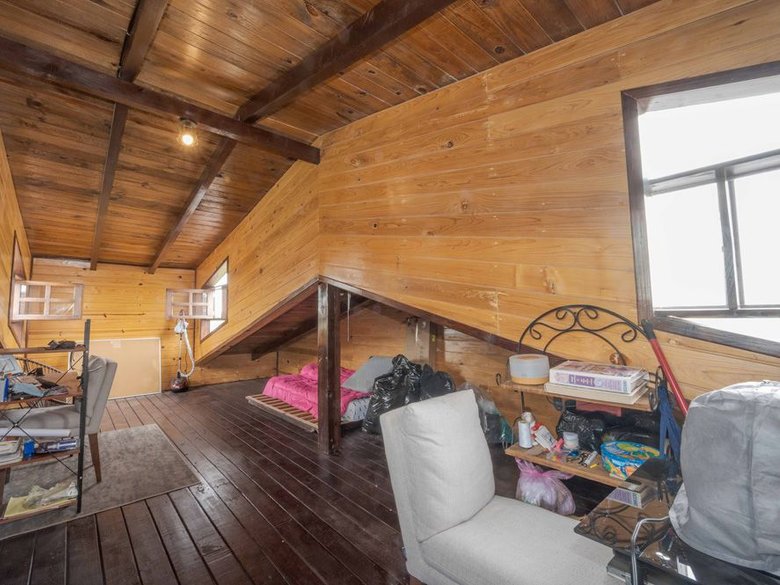 Cozy Cabin — 14 photos