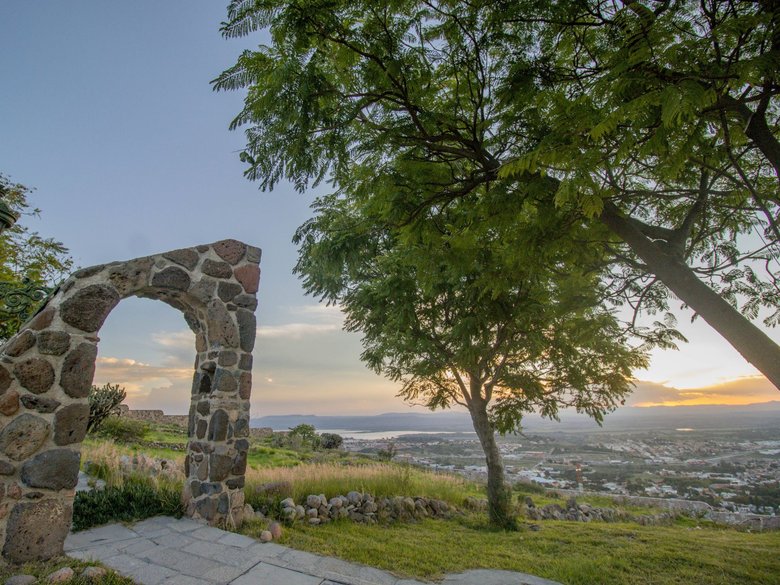 AltaVista Lot 19 – 1,053 m² | Luxury Homesite with Protected Views Near Centro — 5 photos