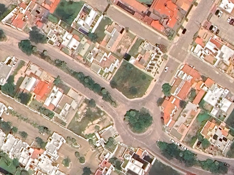 Terreno Paseo Real — 4 photos
